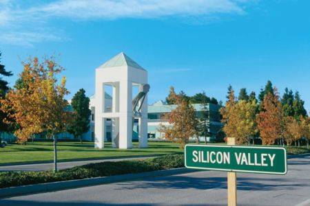 وادي السيليكون أو السيليكون فالي Silicon Valley 